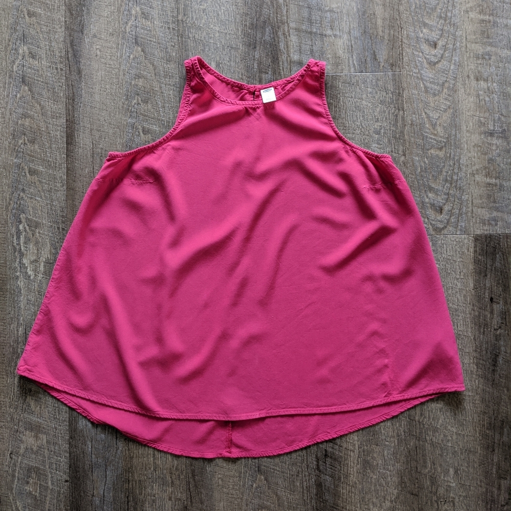Old navy tank